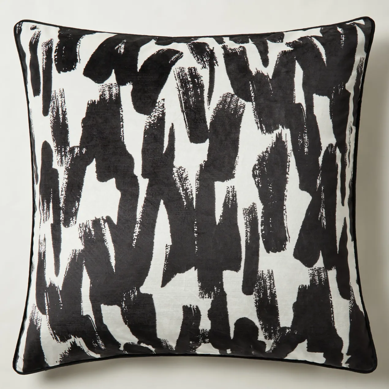 Adelaide Pillow 26" - Black
