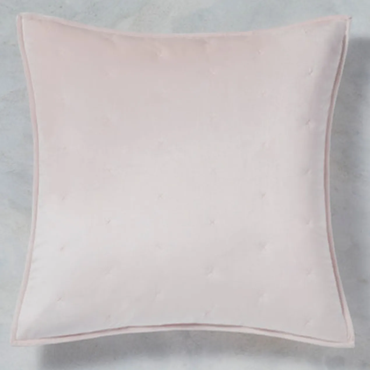 Ayla Reversible Bedding - Blush