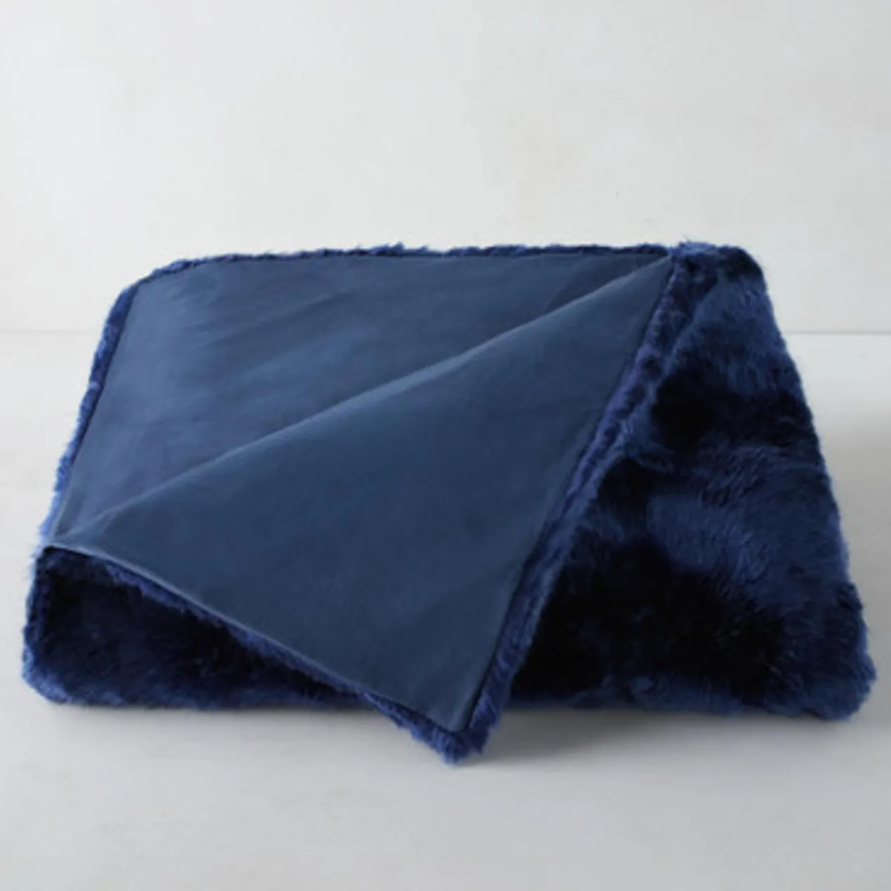 Bijou Throw - Sapphire