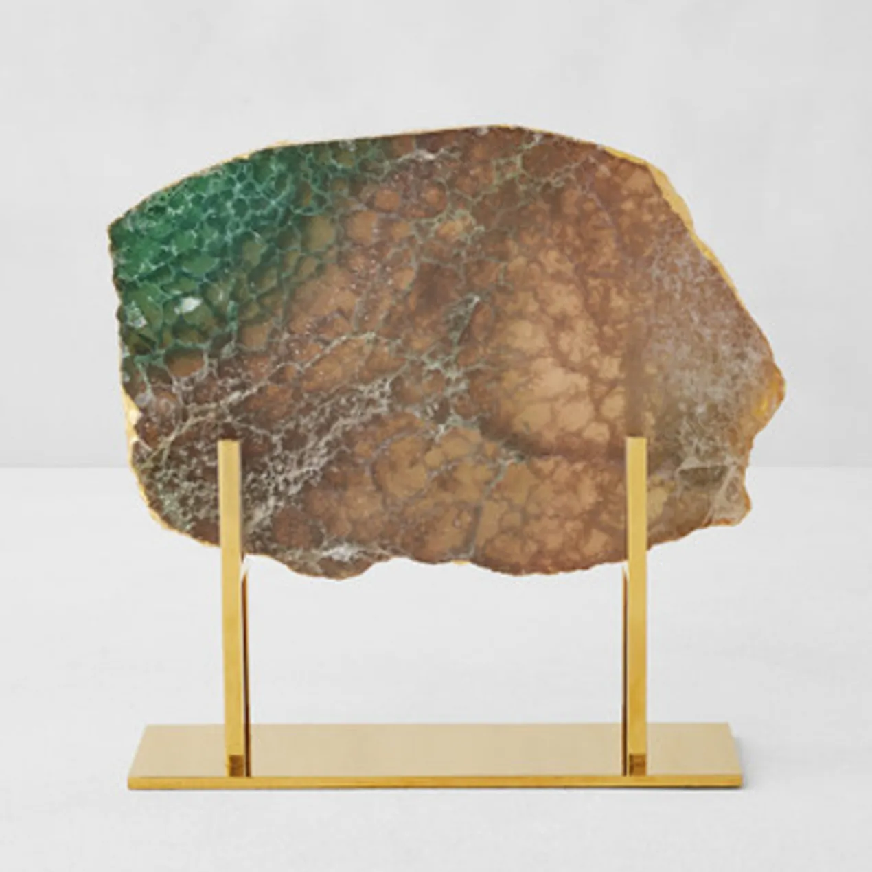Fluorite Slab On Stand