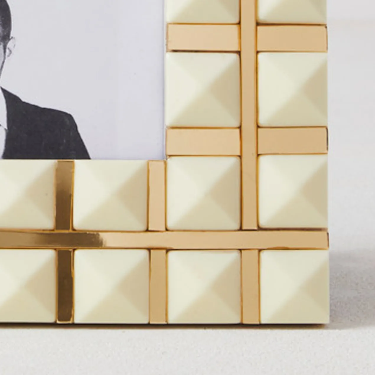 Glam Check Frame - White