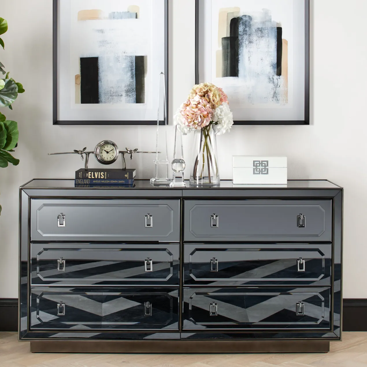 Maddox 6 Drawer Dresser