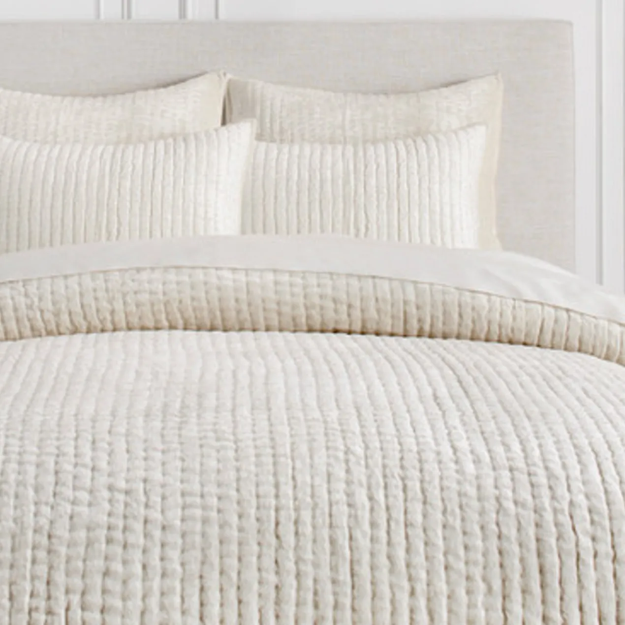 Mardon Velvet Bedding - White