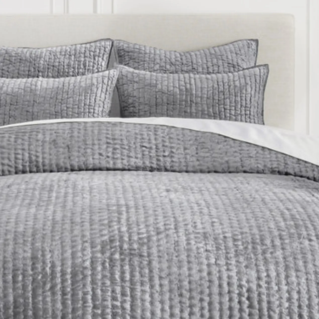 Mardon Velvet Bedding - Silver