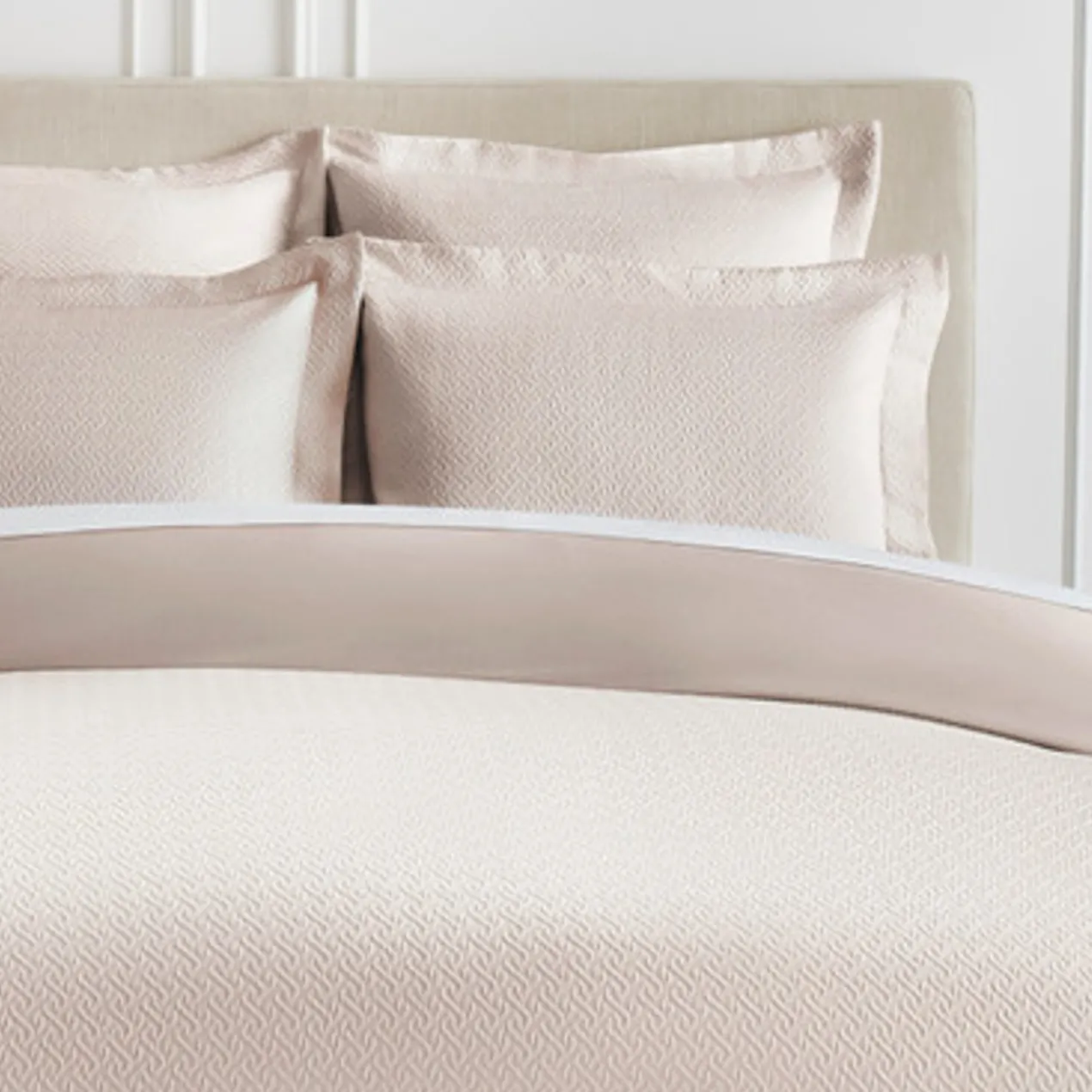 Marlowe Bedding - Blush