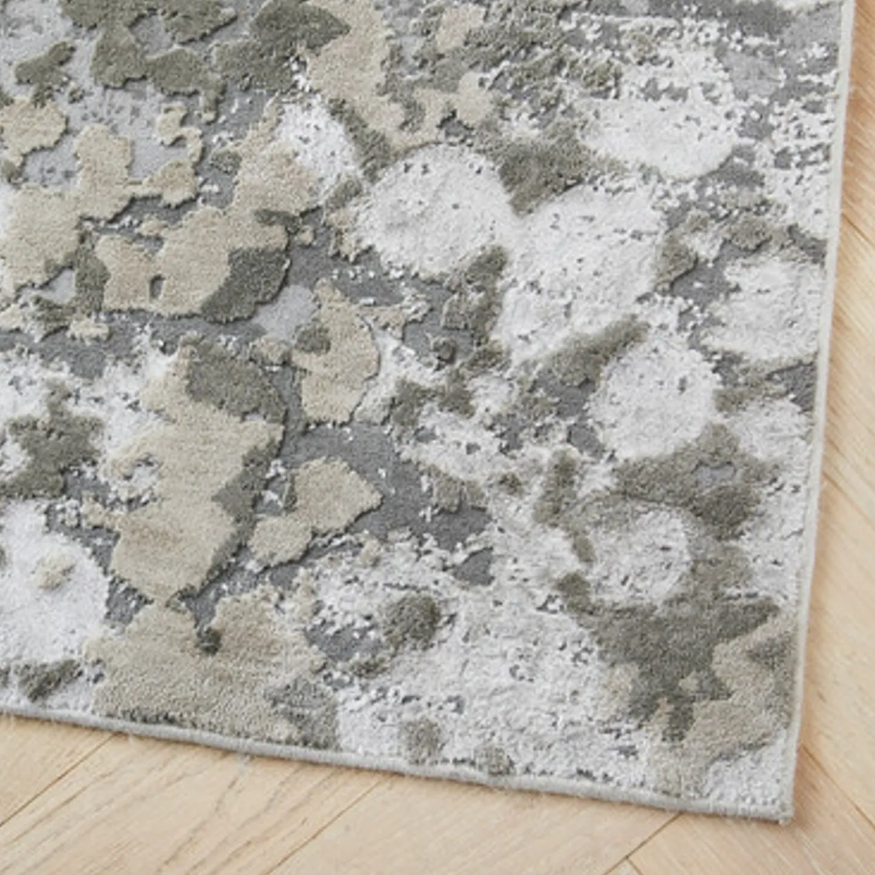 Mercury Rug - Silver